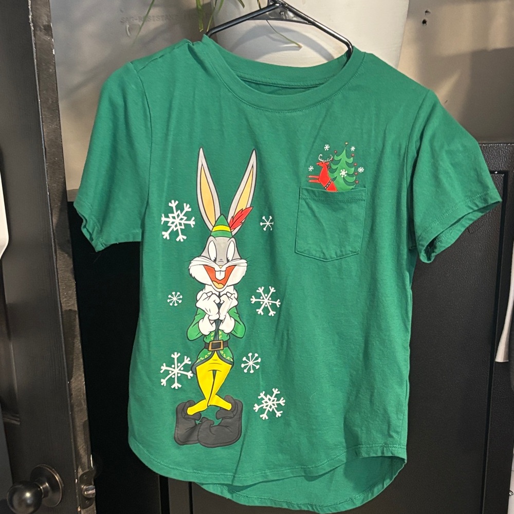 Warner Bros. Green Bugs Bunny Holiday Pocket Tee